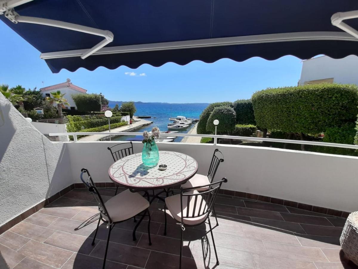 Apartmani Sollei Petrcane Buitenkant foto