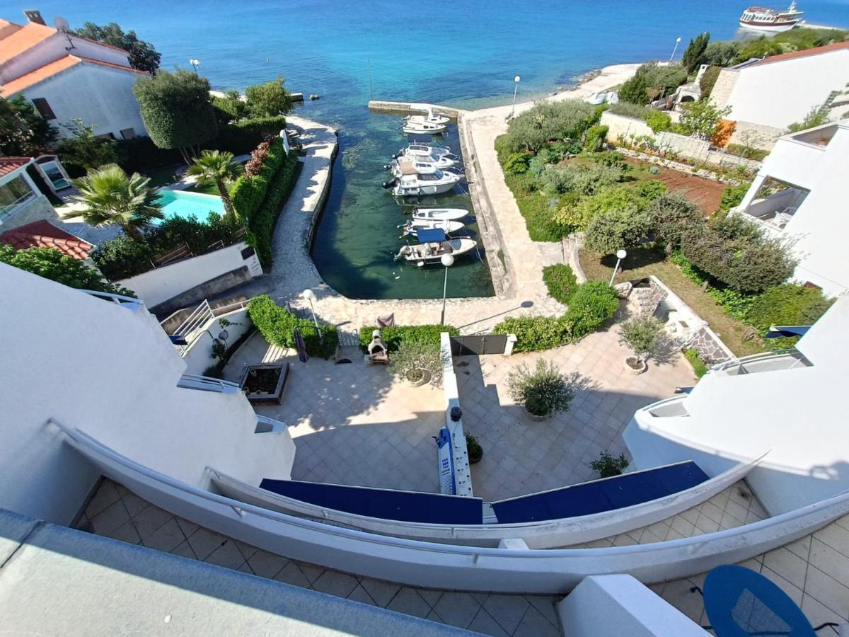 Apartmani Sollei Petrcane Buitenkant foto