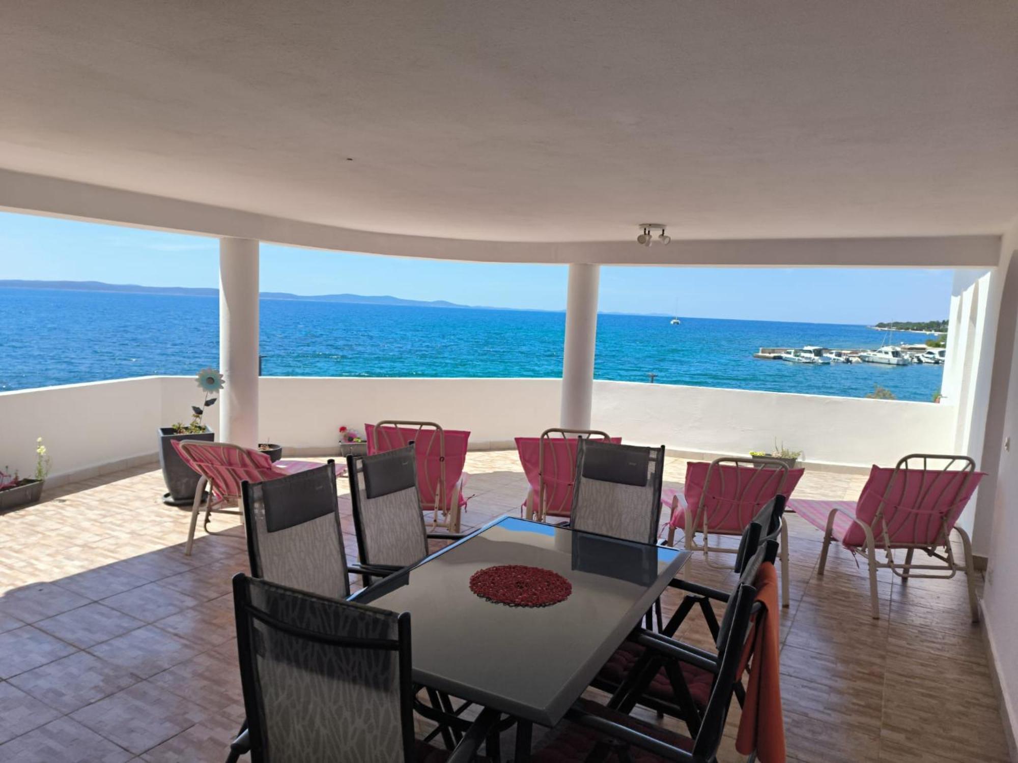 Apartmani Sollei Petrcane Buitenkant foto