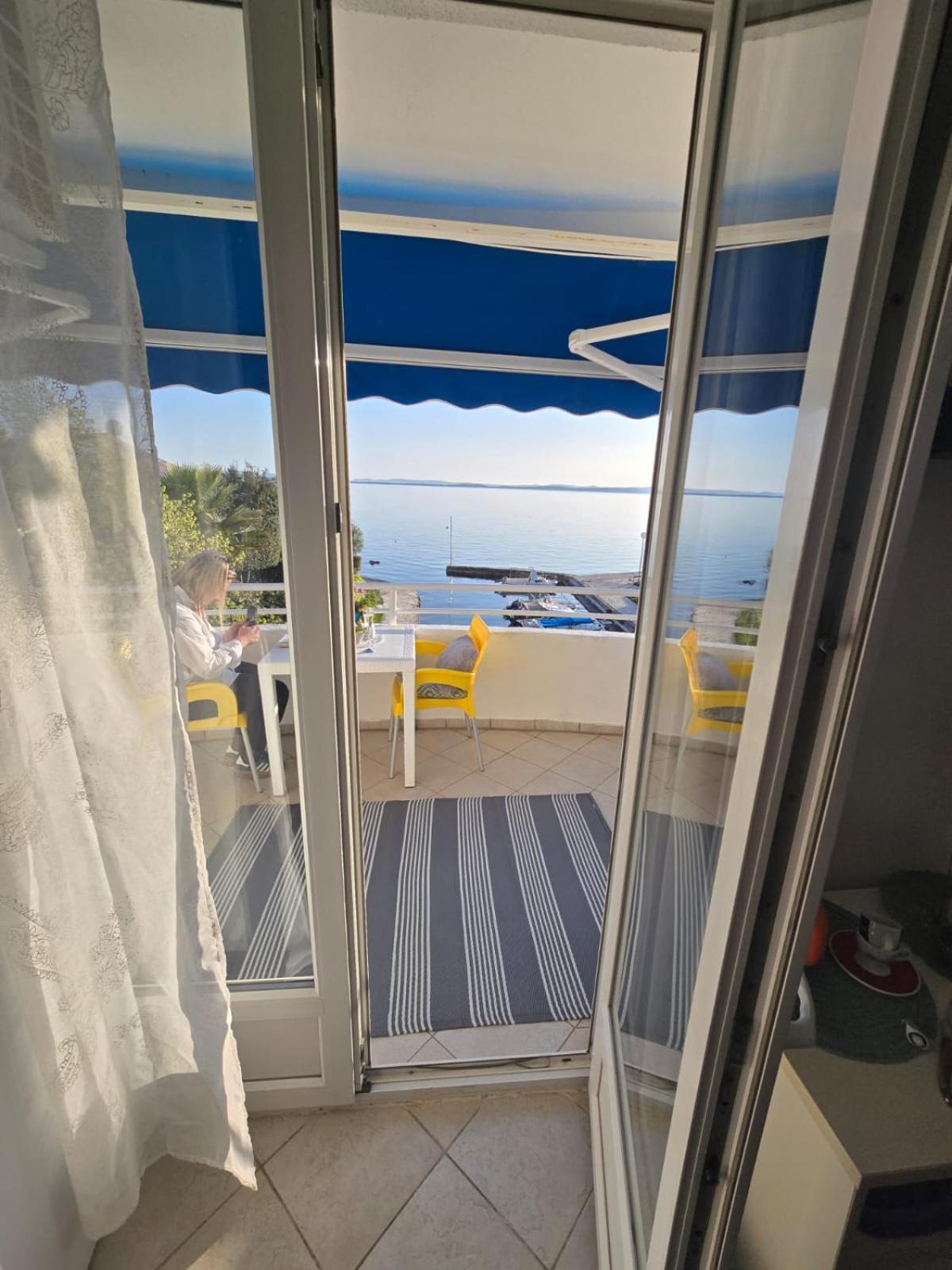 Apartmani Sollei Petrcane Buitenkant foto