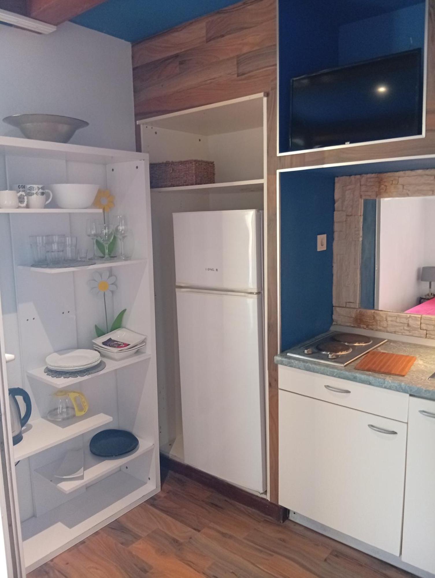 Apartmani Sollei Petrcane Buitenkant foto